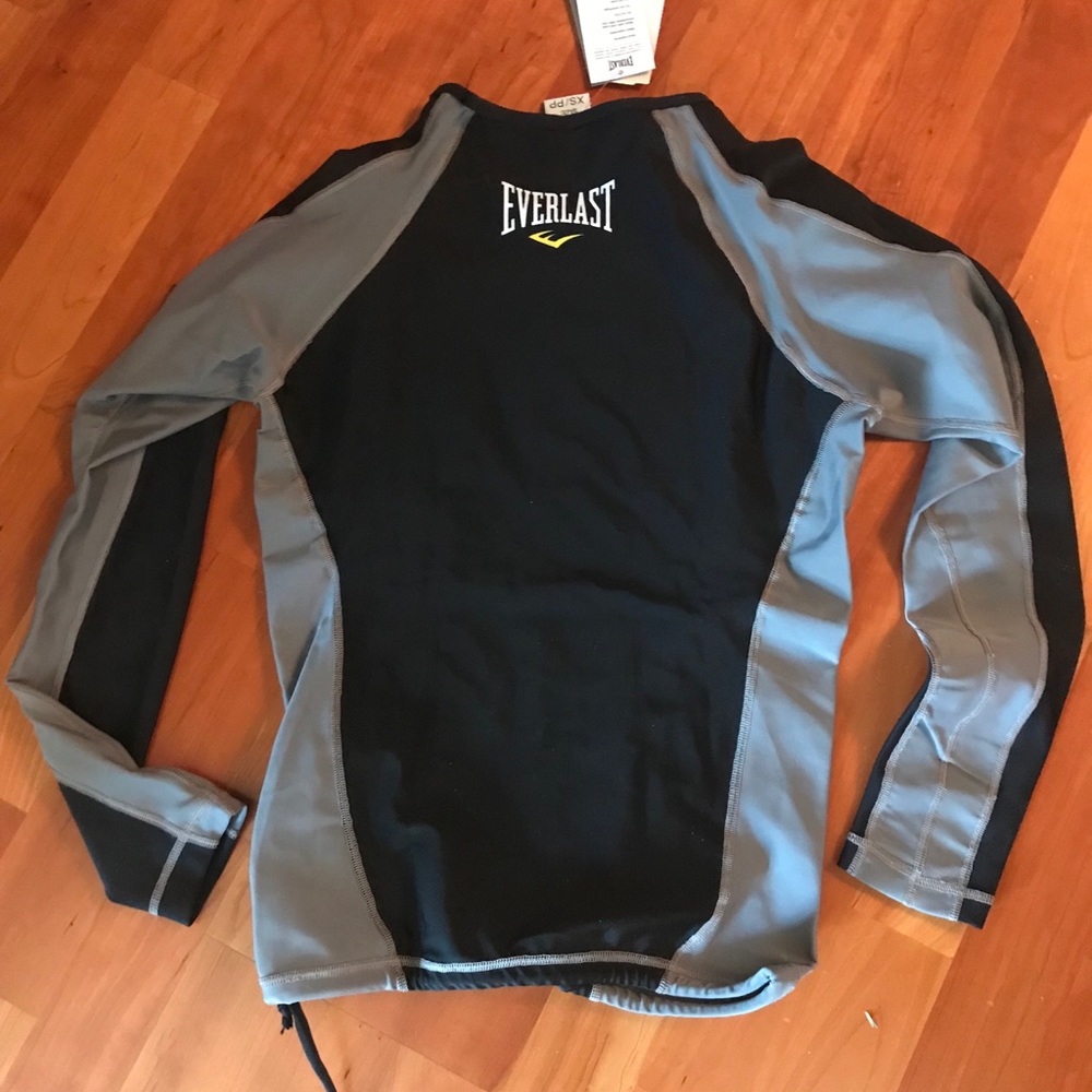 Everlast Long Sleeve Rashguard - Picture 4 of 6